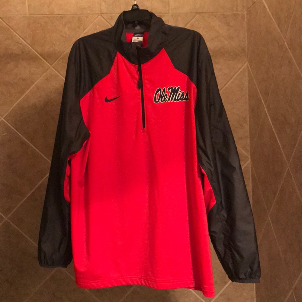 Ole Miss Nike Dri-Fit Pullover XL